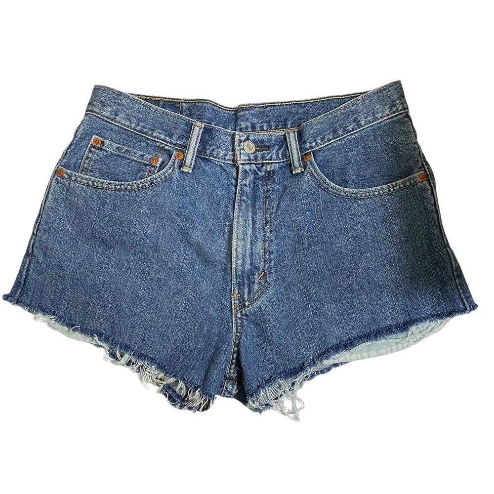 LEVI'S 550 Cutoff Shorts Size 32 Med Wash Denim 550-0216